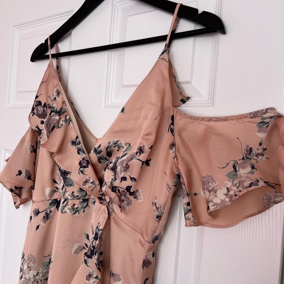 Dee Elly satin floral drop shoulder dress - Picture 2 of 11